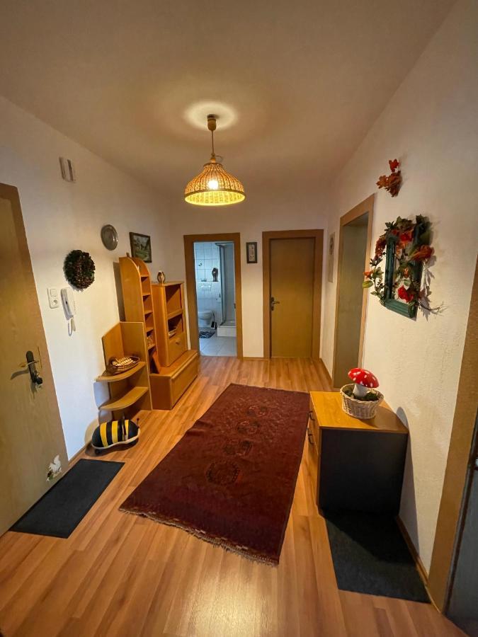 Schoene Ferienwohnung In Bahnhofsnaehe Fuer Urlaub, Studium Oder Arbeit Deggendorf Exterior photo