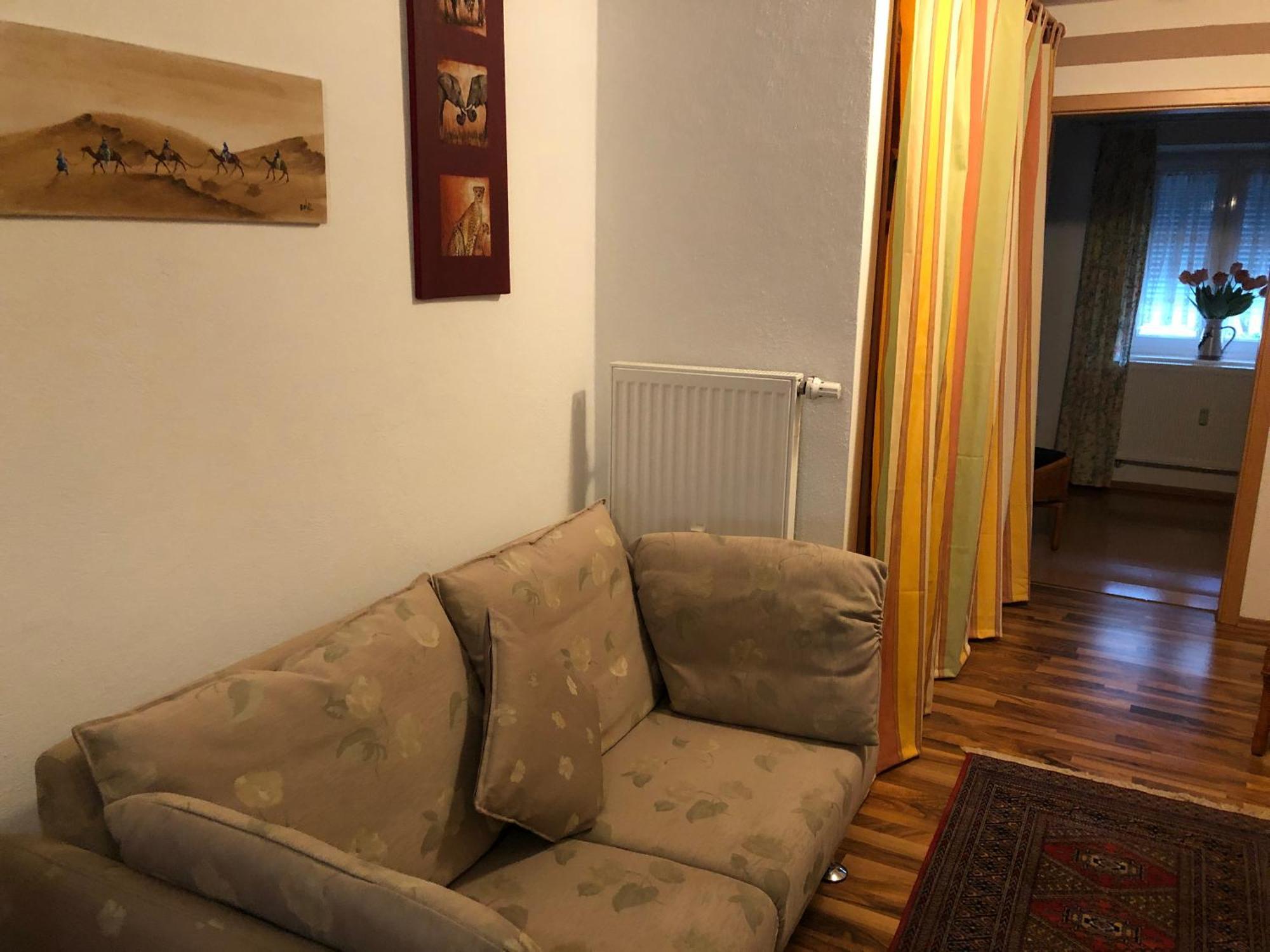 Schoene Ferienwohnung In Bahnhofsnaehe Fuer Urlaub, Studium Oder Arbeit Deggendorf Exterior photo