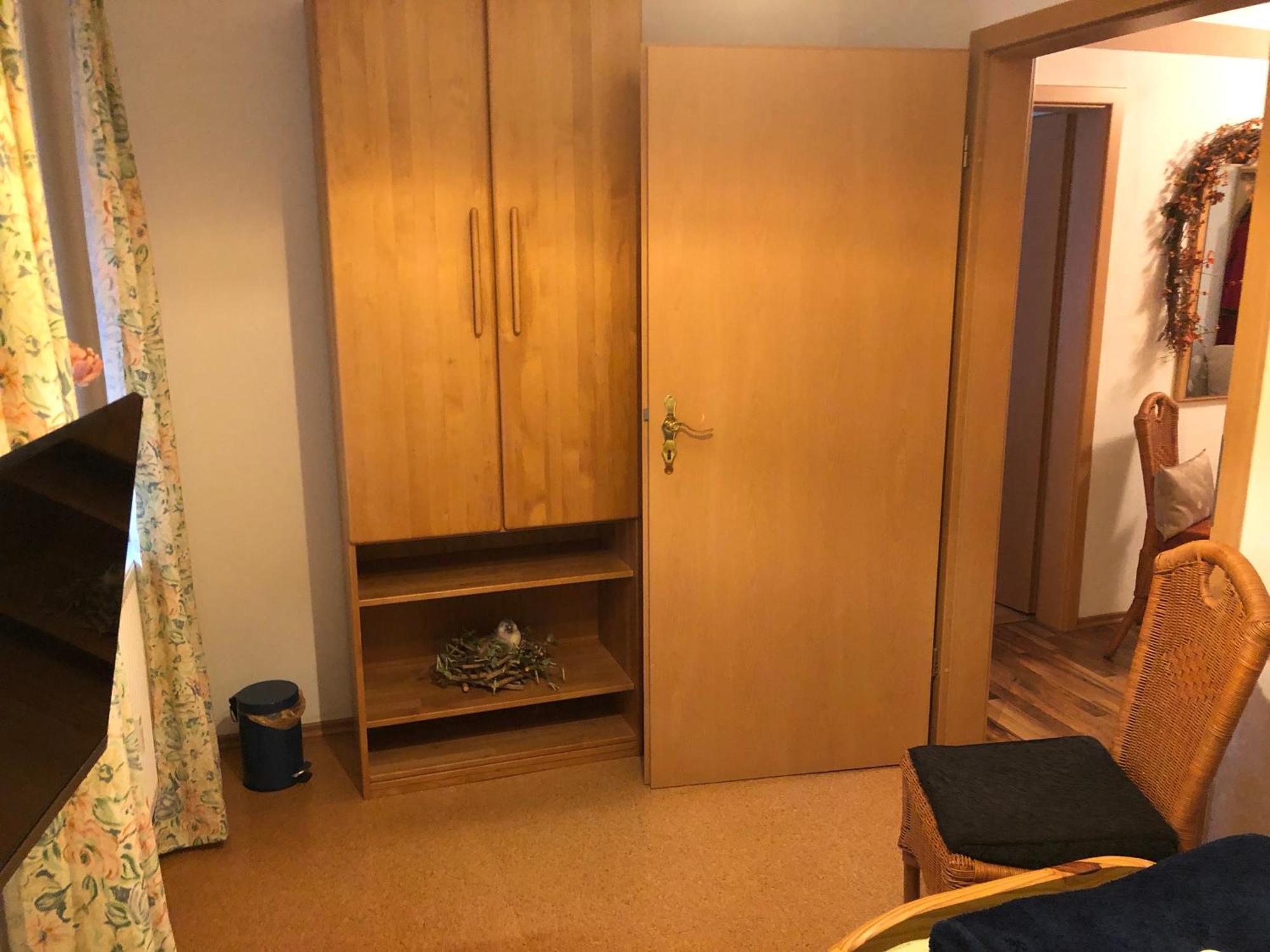 Schoene Ferienwohnung In Bahnhofsnaehe Fuer Urlaub, Studium Oder Arbeit Deggendorf Exterior photo